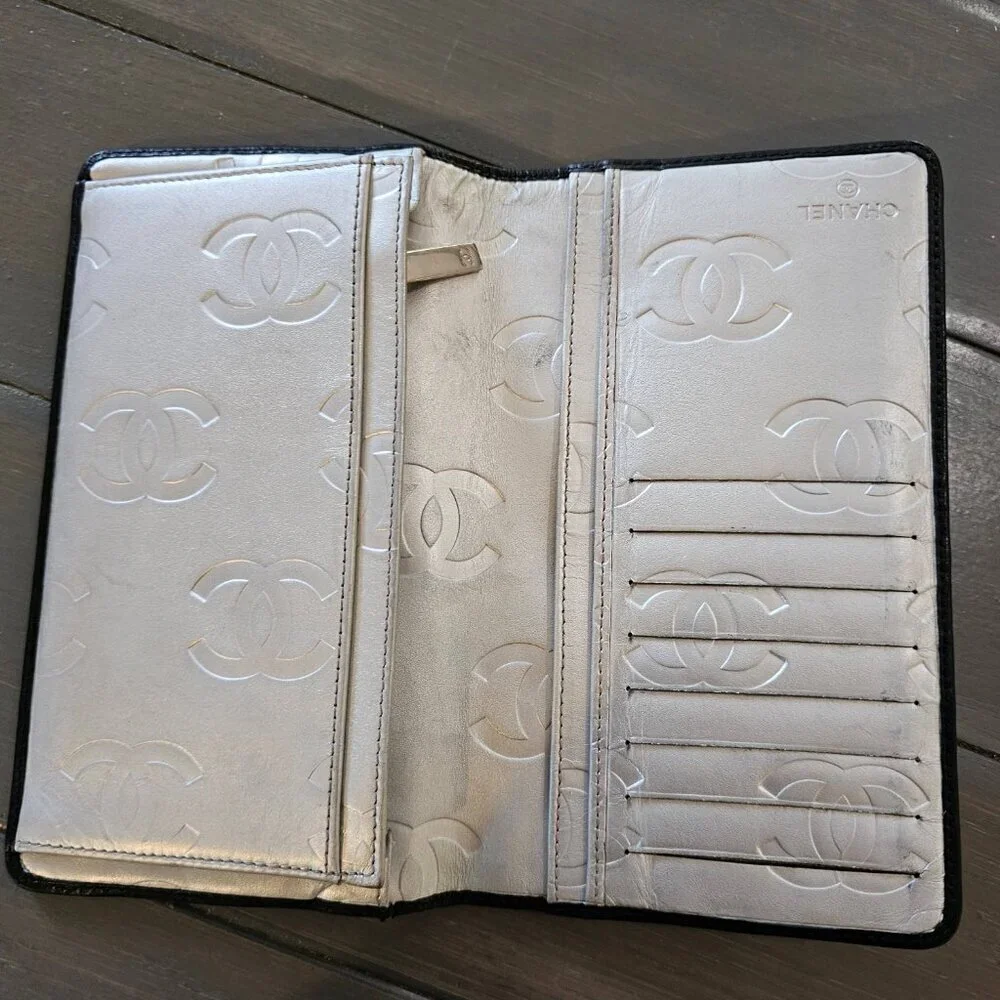 CHANEL Black Calfskin Quilted Cambon  Wallet One Size